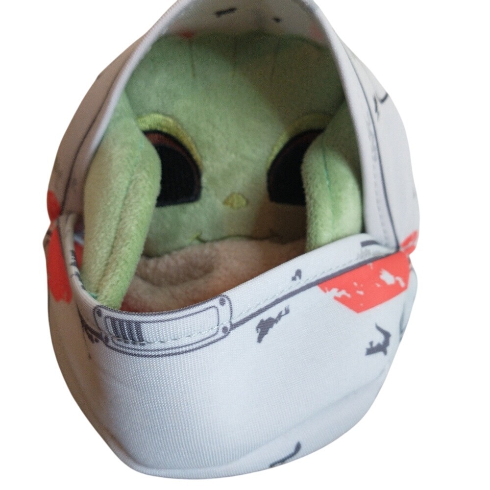 Hasbro Toys-baby YodaGreen Plush Toy Puppet - Picture 3 of 8
